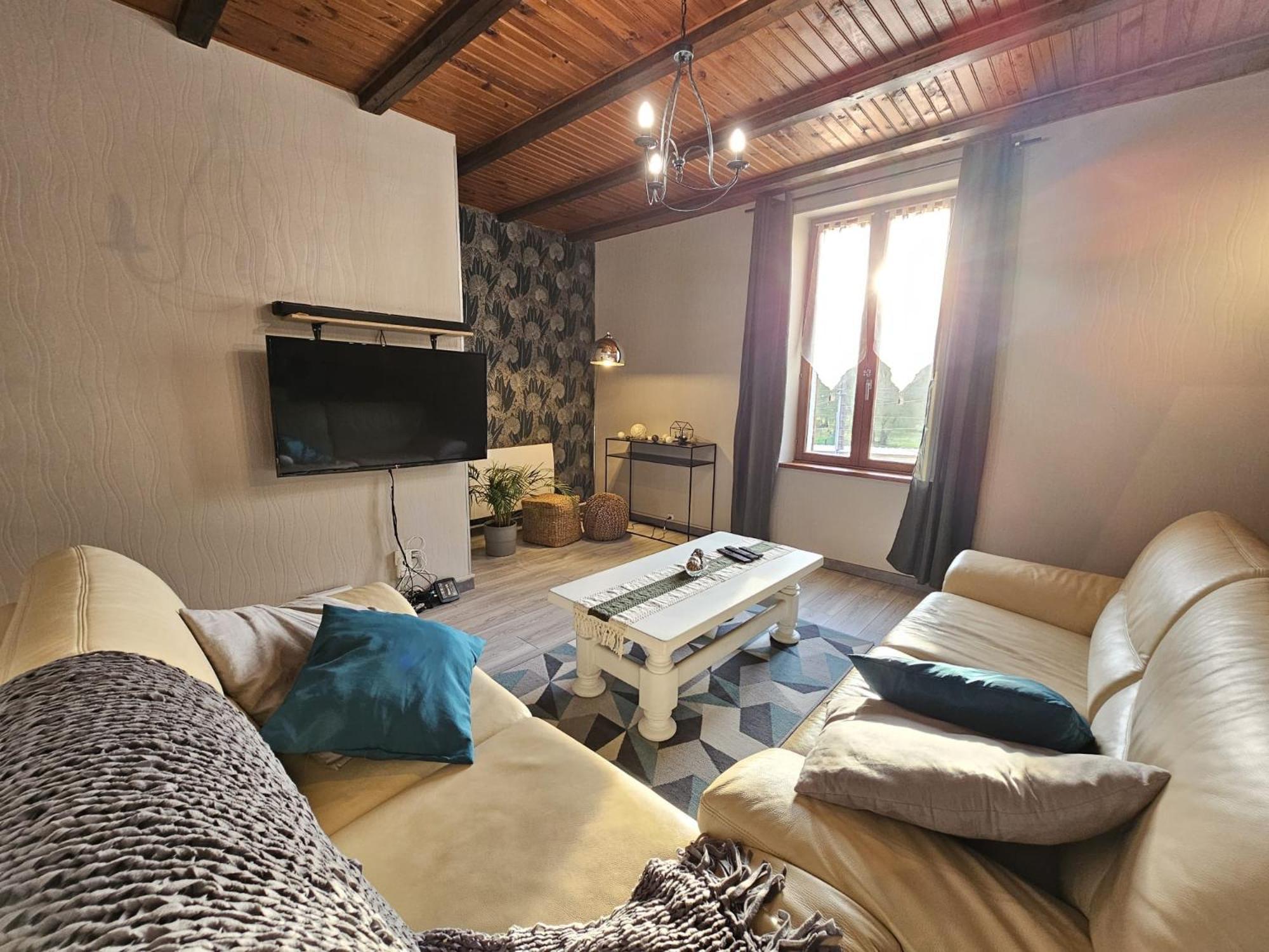 Le Cocon De La Houssiere Apartment Ngoại thất bức ảnh